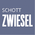 Logo der Firma Schott-Zwiesel in weißer Schrift auf blauem Hintergrund